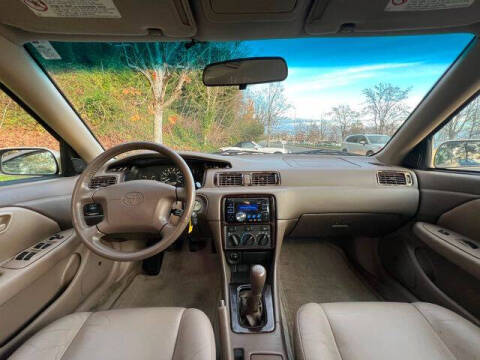 2001 Toyota Camry LE V6