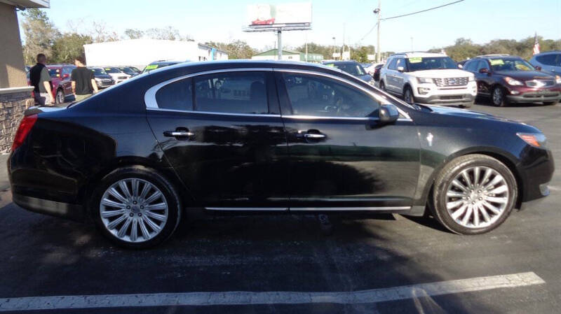 2015 Lincoln MKS
