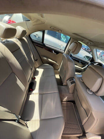 2013 Mercedes-Benz C-Class C 300 Luxury 4MATIC