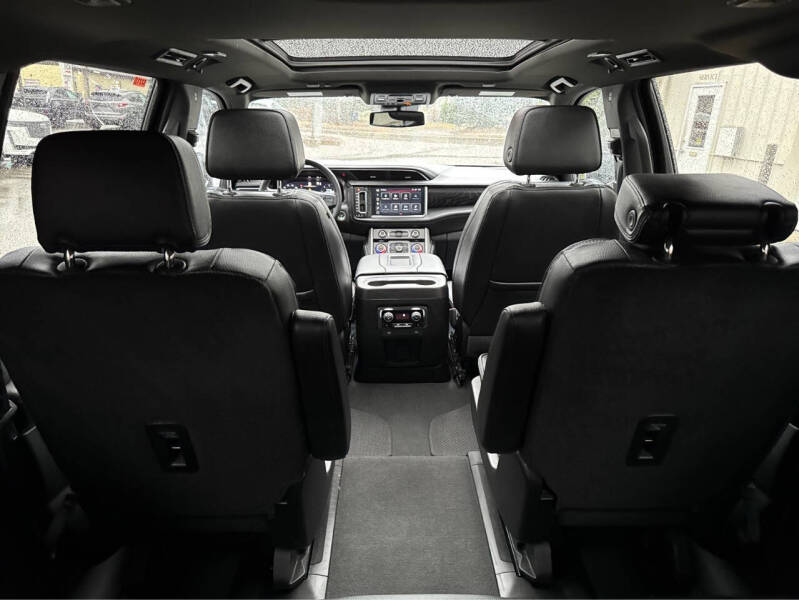 2023 GMC Yukon XL Denali