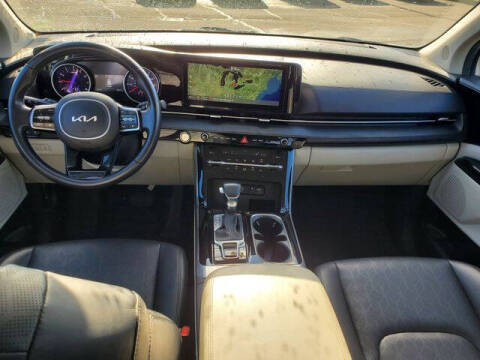 2023 Kia Carnival EX