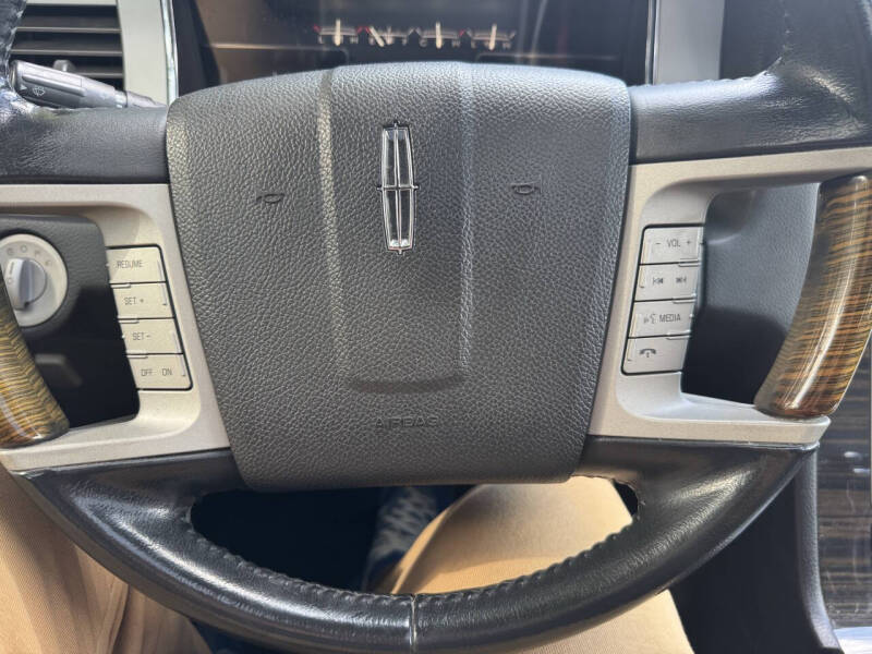 2010 Lincoln Navigator L