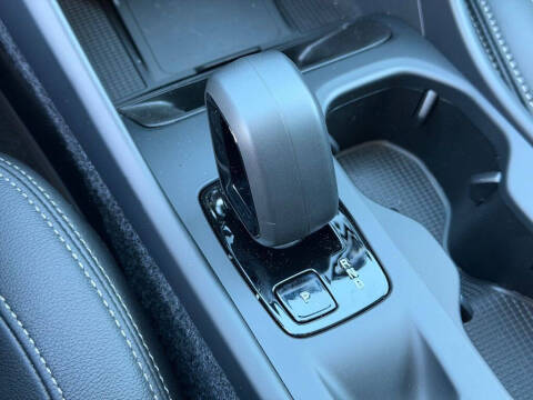 2026 Volvo XC40 B5 Core