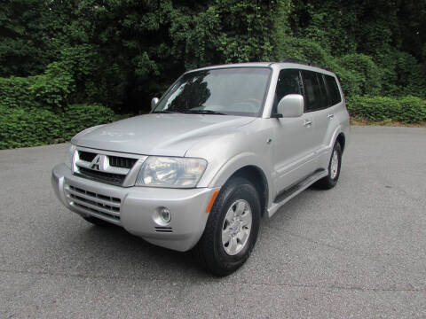 2003 Mitsubishi Montero