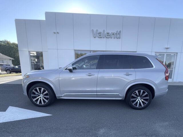 2025 Volvo XC90 B5 Core Bright Theme