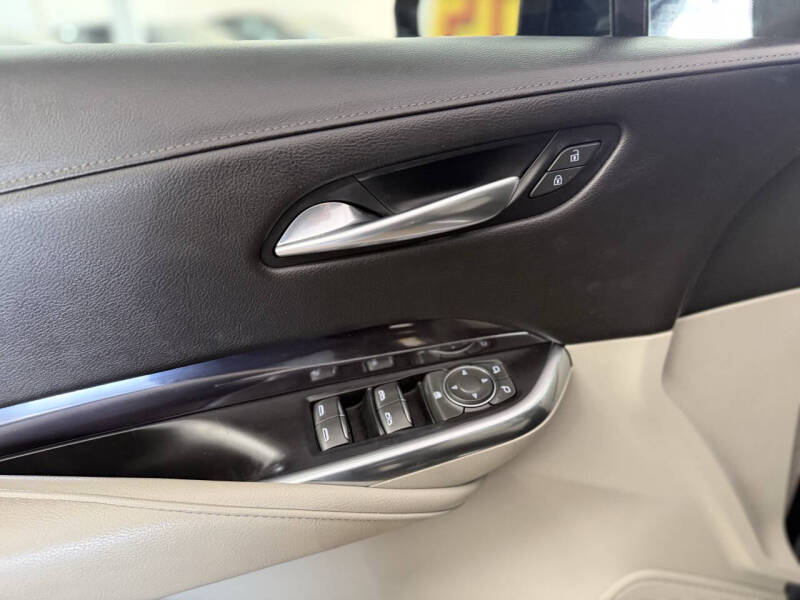 2020 Cadillac XT4 Luxury