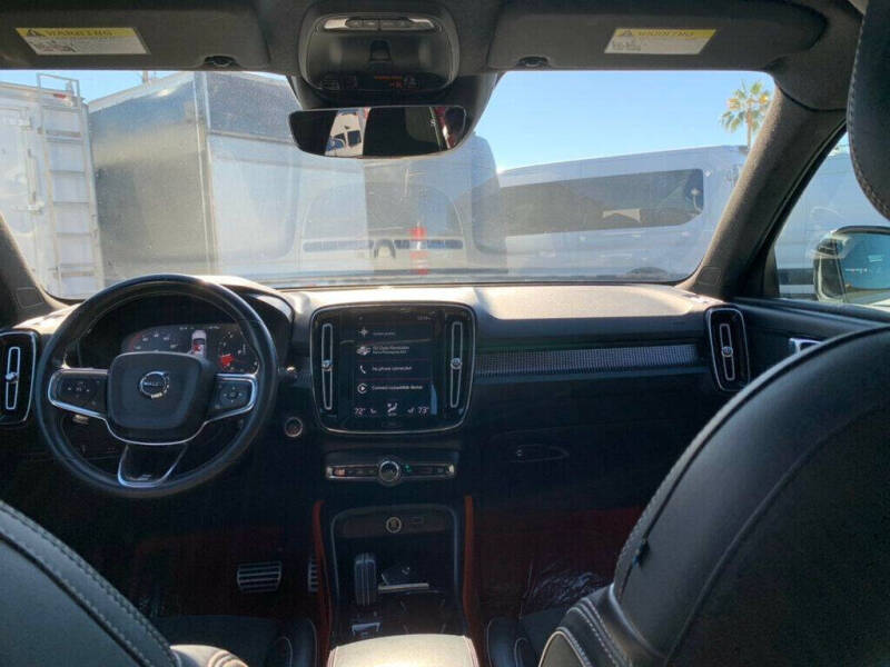 2019 Volvo XC40 T5 R-Design