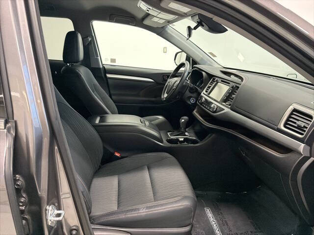 2017 Toyota Highlander LE Plus