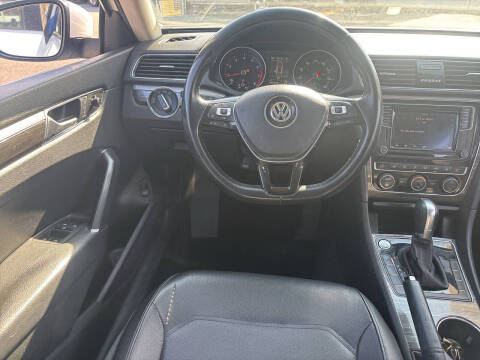 2018 Volkswagen Passat 2.0T SE