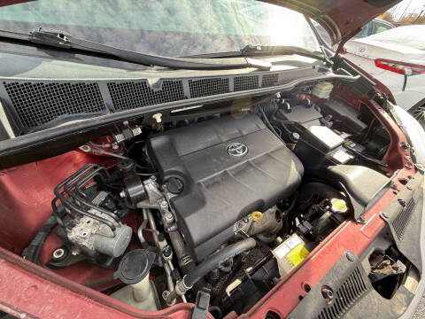 2015 Toyota Sienna XLE Premium 8-Passenger