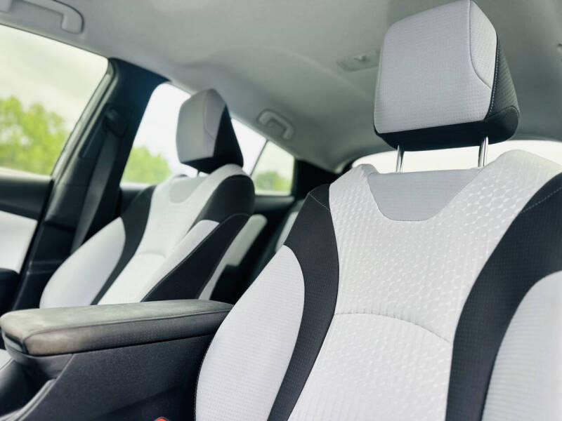 2016 Toyota Prius Two Eco