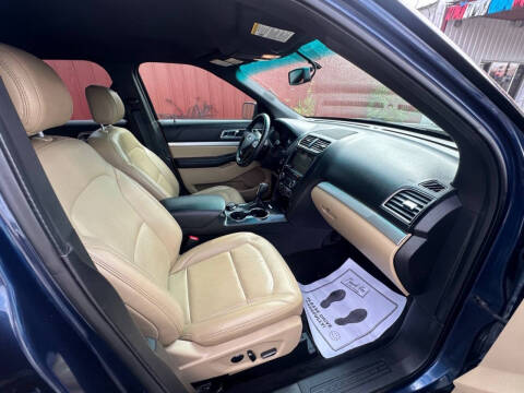 2017 Ford Explorer XLT