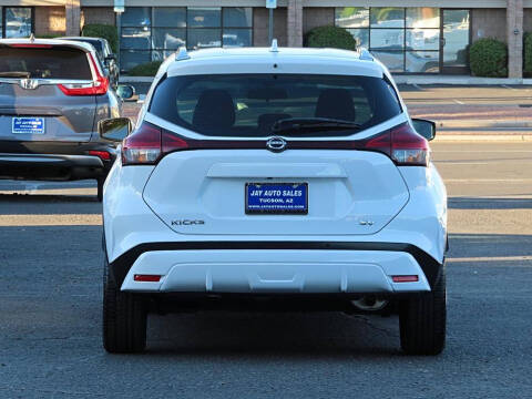 2022 Nissan Kicks SV