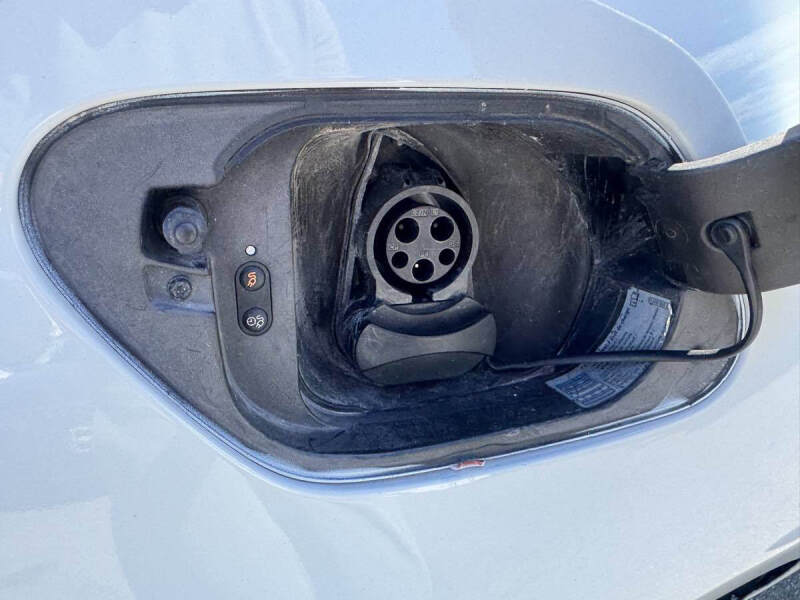 2015 Volkswagen e-Golf SEL Premium