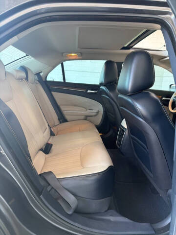 2015 Chrysler 300 C Platinum