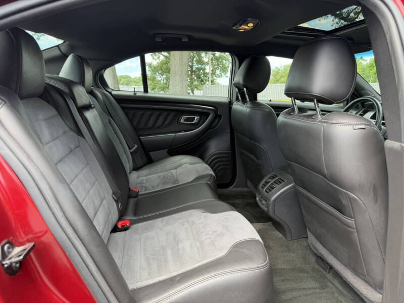 2013 Ford Taurus SHO