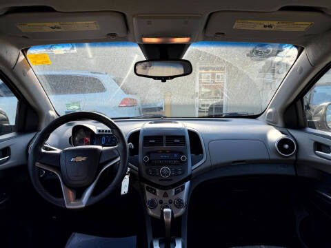 2012 Chevrolet Sonic LT