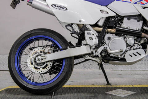 2023 Suzuki DR-Z400SM