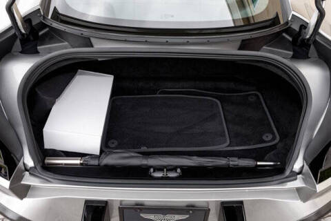 2025 Aston Martin Vanquish