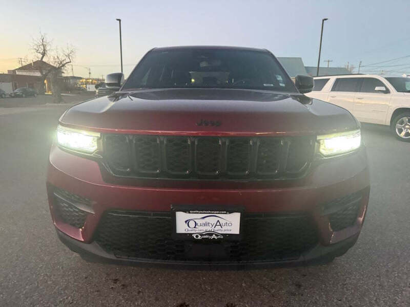 2023 Jeep Grand Cherokee Altitude