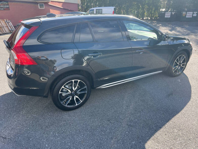 2015 Volvo V60 Cross Country T5 Platinum
