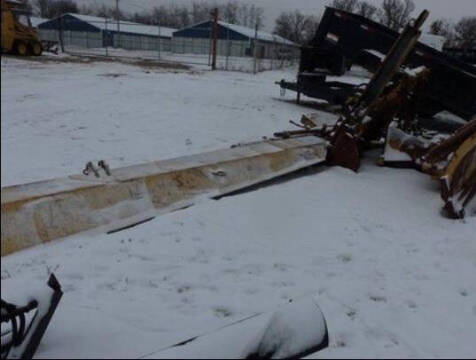 Caterpillar Snowplow