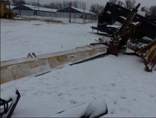 Caterpillar Snowplow