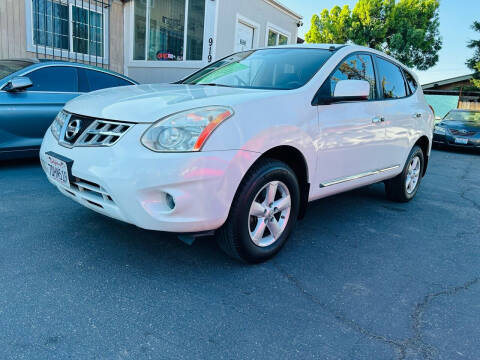 2013 Nissan Rogue for sale at Ronnie Motors LLC in San Jose CA