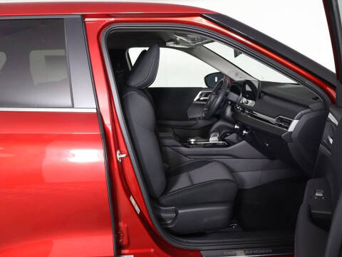 2025 Mitsubishi Outlander ES