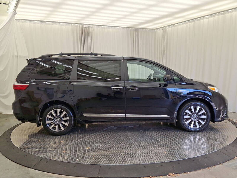 2020 Toyota Sienna