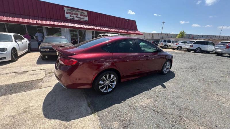 2015 Chrysler 200 S