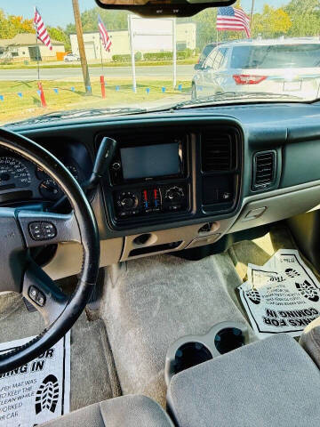 2003 GMC Yukon SLE