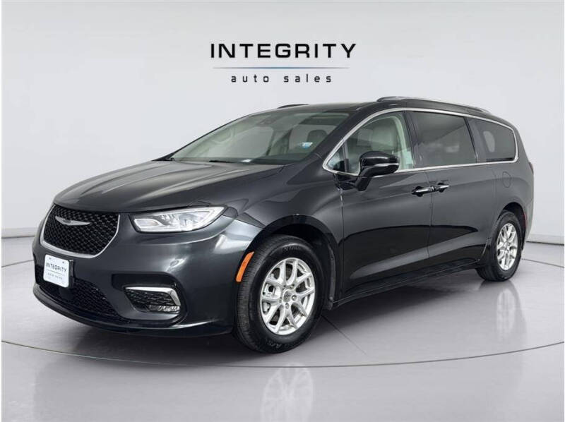 2021 Chrysler Pacifica Touring L