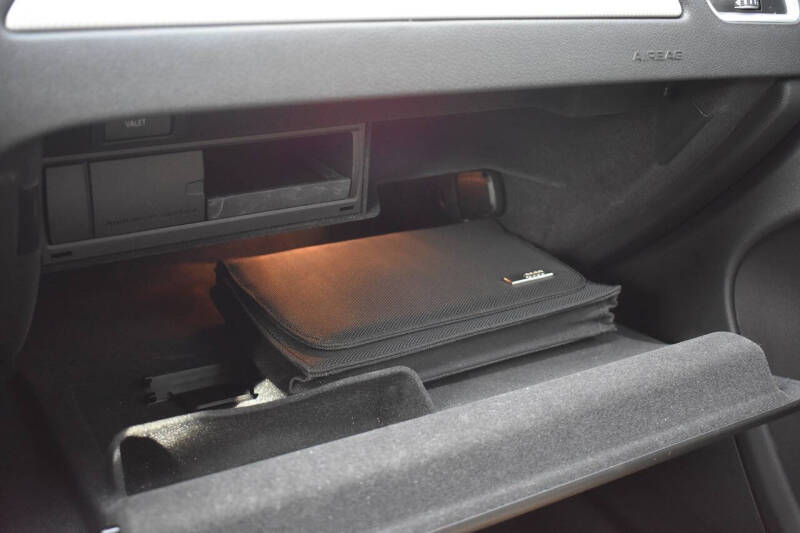 2014 Audi A4 2.0T quattro Premium