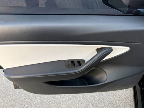 2020 Tesla Model 3 Performance