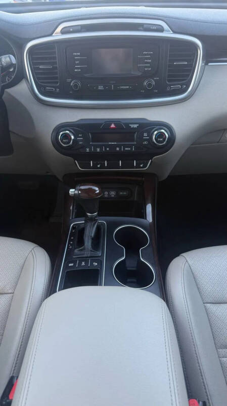 2016 Kia Sorento EX V6