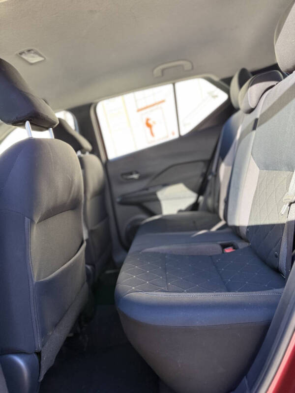 2018 Nissan Kicks SV