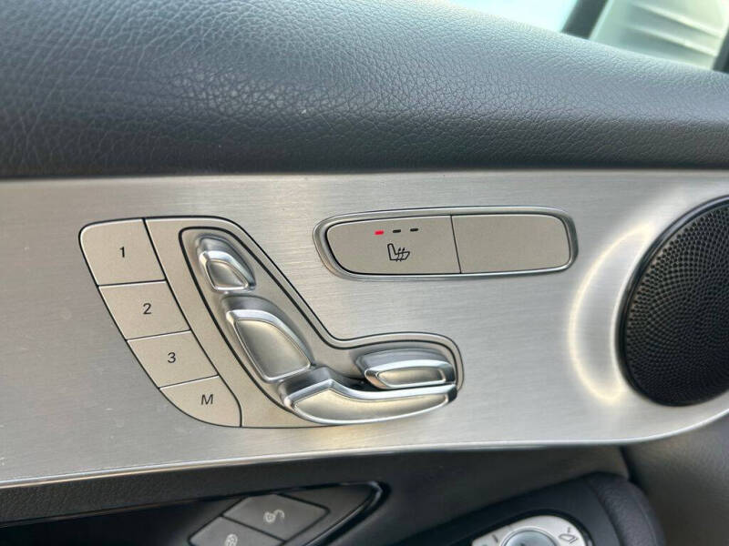 2017 Mercedes-Benz GLC GLC 300 4MATIC