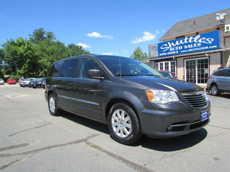2016 Chrysler Town and Country Touring