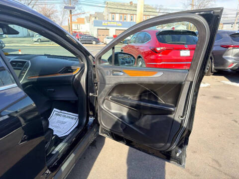 2018 Lincoln MKC Select