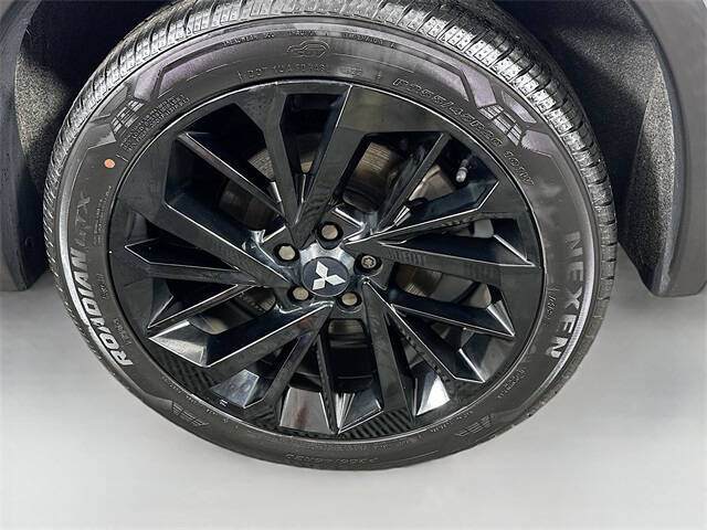 2023 Mitsubishi Outlander SEL