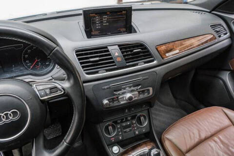 2017 Audi Q3 2.0T quattro Premium Plus