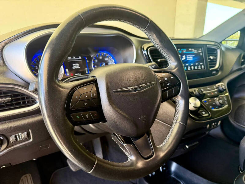 2019 Chrysler Pacifica Touring Plus