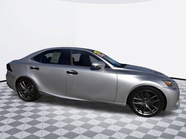 2016 Lexus IS 200t
