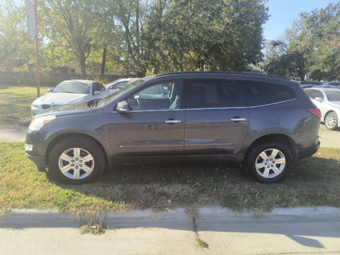 2010 Chevrolet Traverse for sale at D and D Auto Sales in Topeka KS