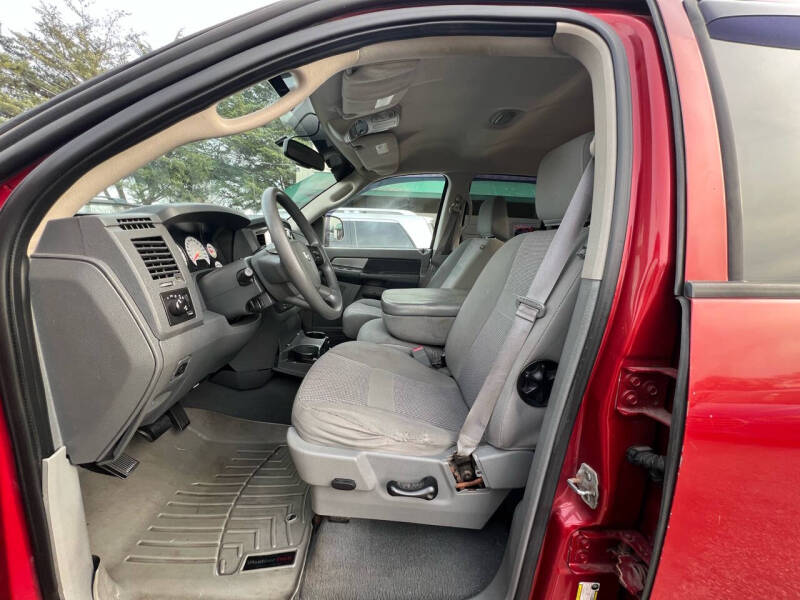 2008 Dodge Ram 1500 Pickup SLT photo 10