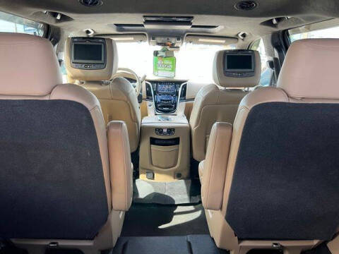 2019 Cadillac Escalade Platinum