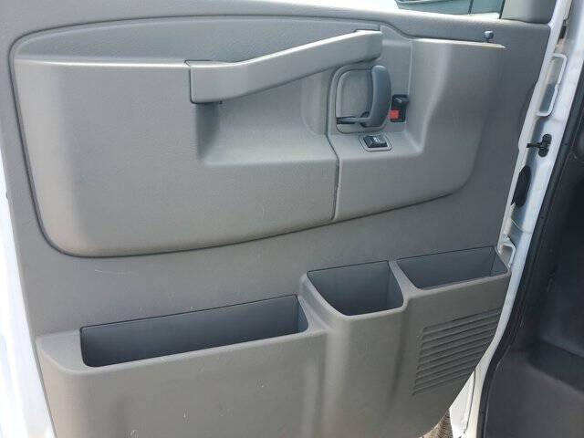 2023 GMC Savana 2500