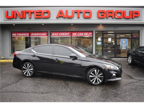 2022 Nissan Altima for sale at United Auto Group in Putnam CT