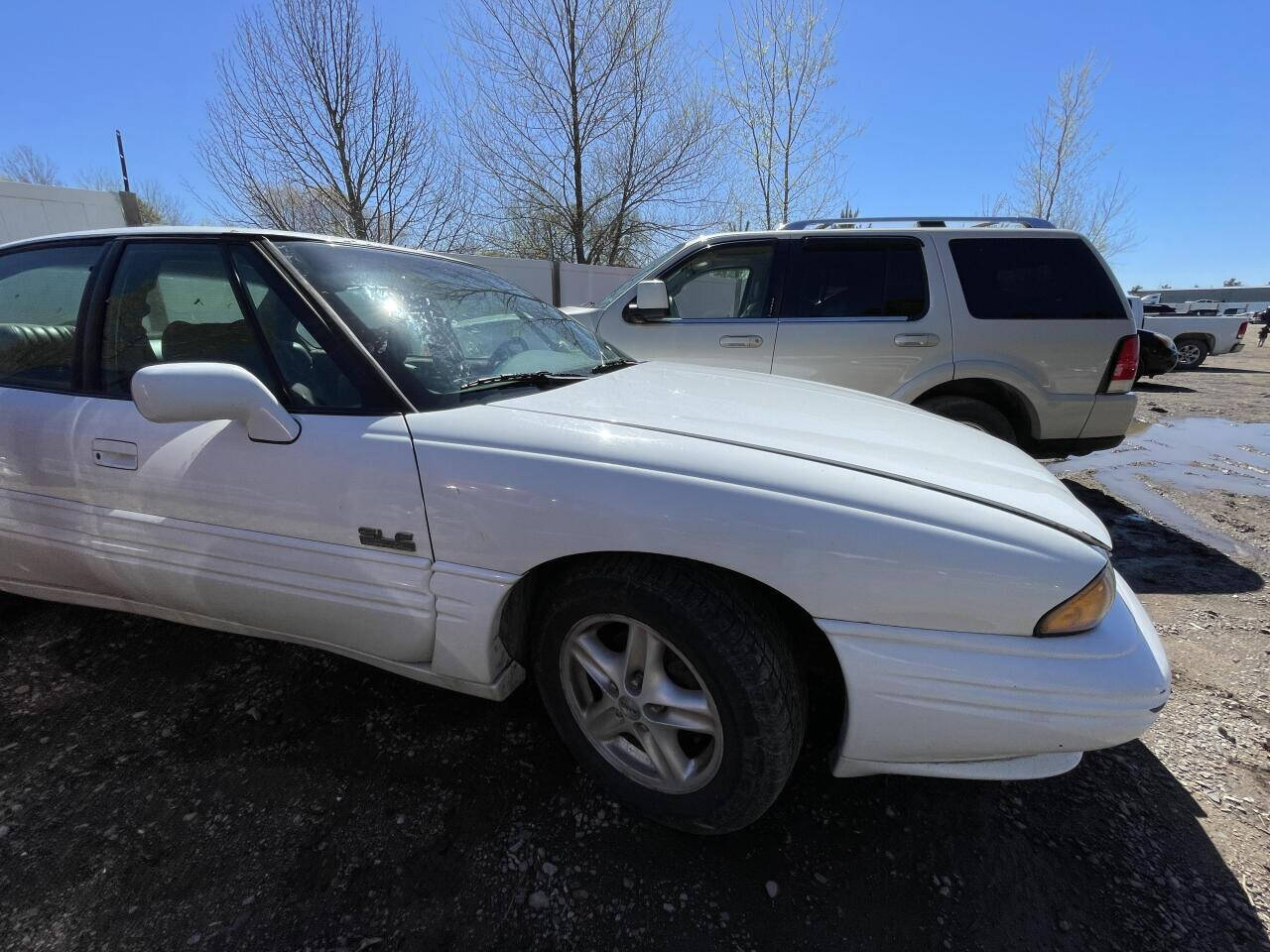 1998 Pontiac Bonneville for sale at Twin Cities Auctions in Elk River, MN